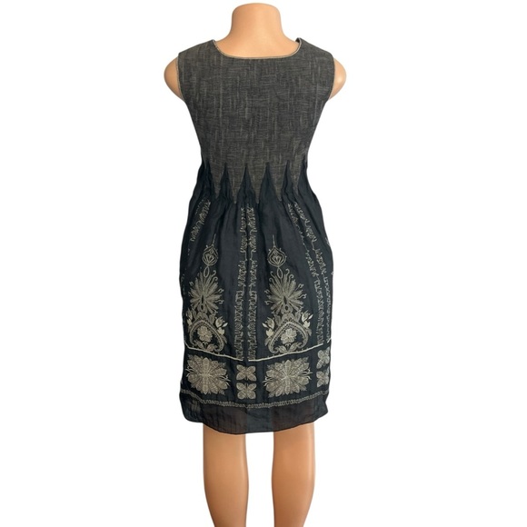 Max Edition Sleeveless Printed Smocked Dress - Picture 6 of 9
